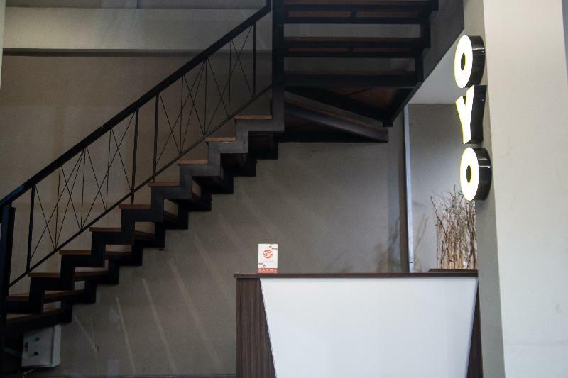 Hotel Oyo 535 Cileunyi Syariah Bandung