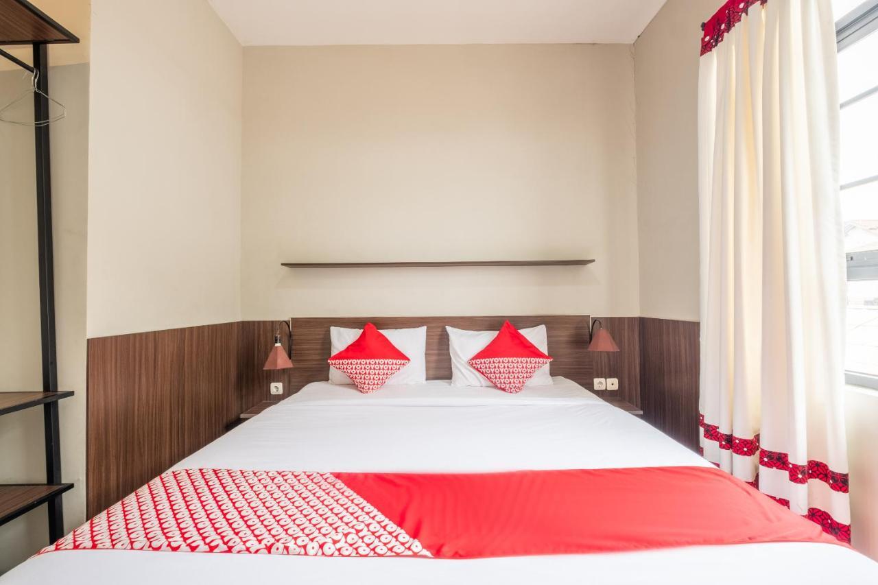 Oyo 535 Cileunyi Syariah 2* Bandung