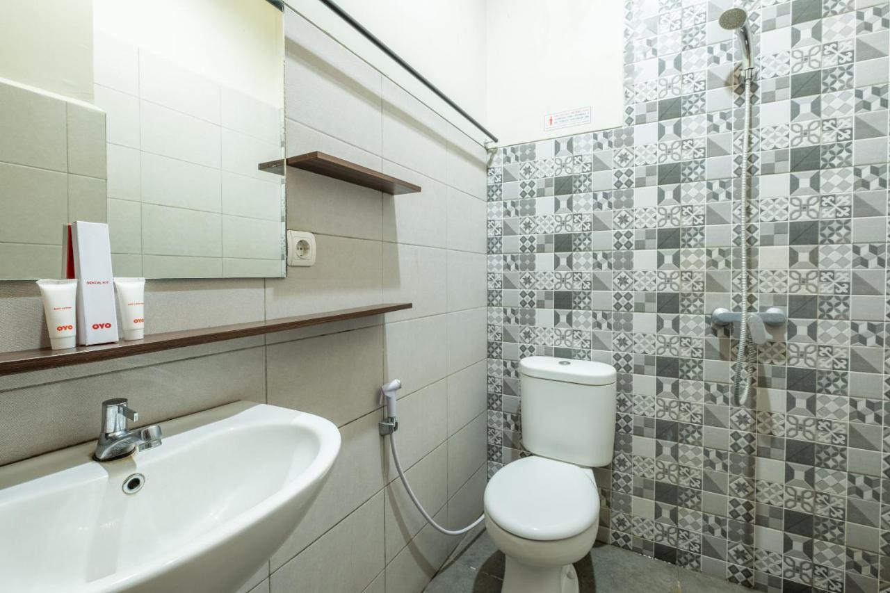 Oyo 535 Cileunyi Syariah Hotel